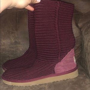 UGG Cardigan style boots. Size 8. EUC.